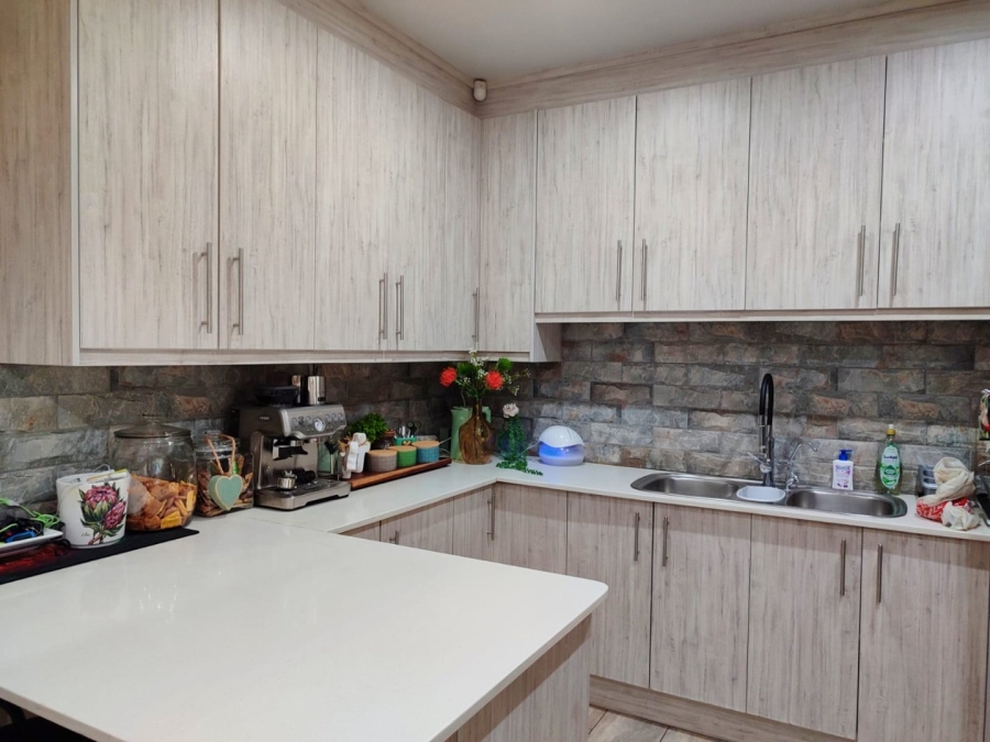 3 Bedroom Property for Sale in Stilfontein Ext 4 North West